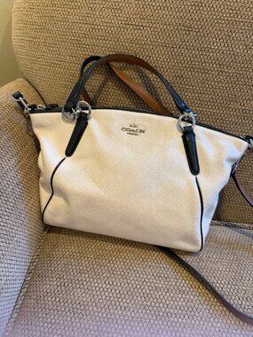 Coach Leather Kelsey Satchel Cream Black Trim Crossbody Bag